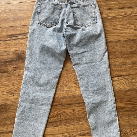Zara Mom Fit Jeans - Picture 5 of 5
